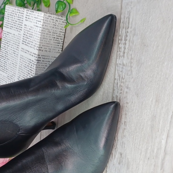 Ann Taylor Leather Boots NWOT - Picture 2 of 11